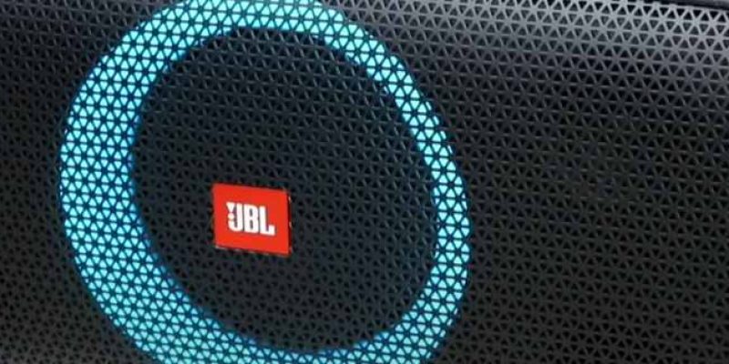 Recenze JBL PartyBox On-The-GO