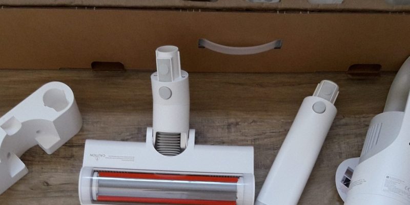 Recenze tyčového vysavače Xiaomi Mi Vacuum Cleaner Light